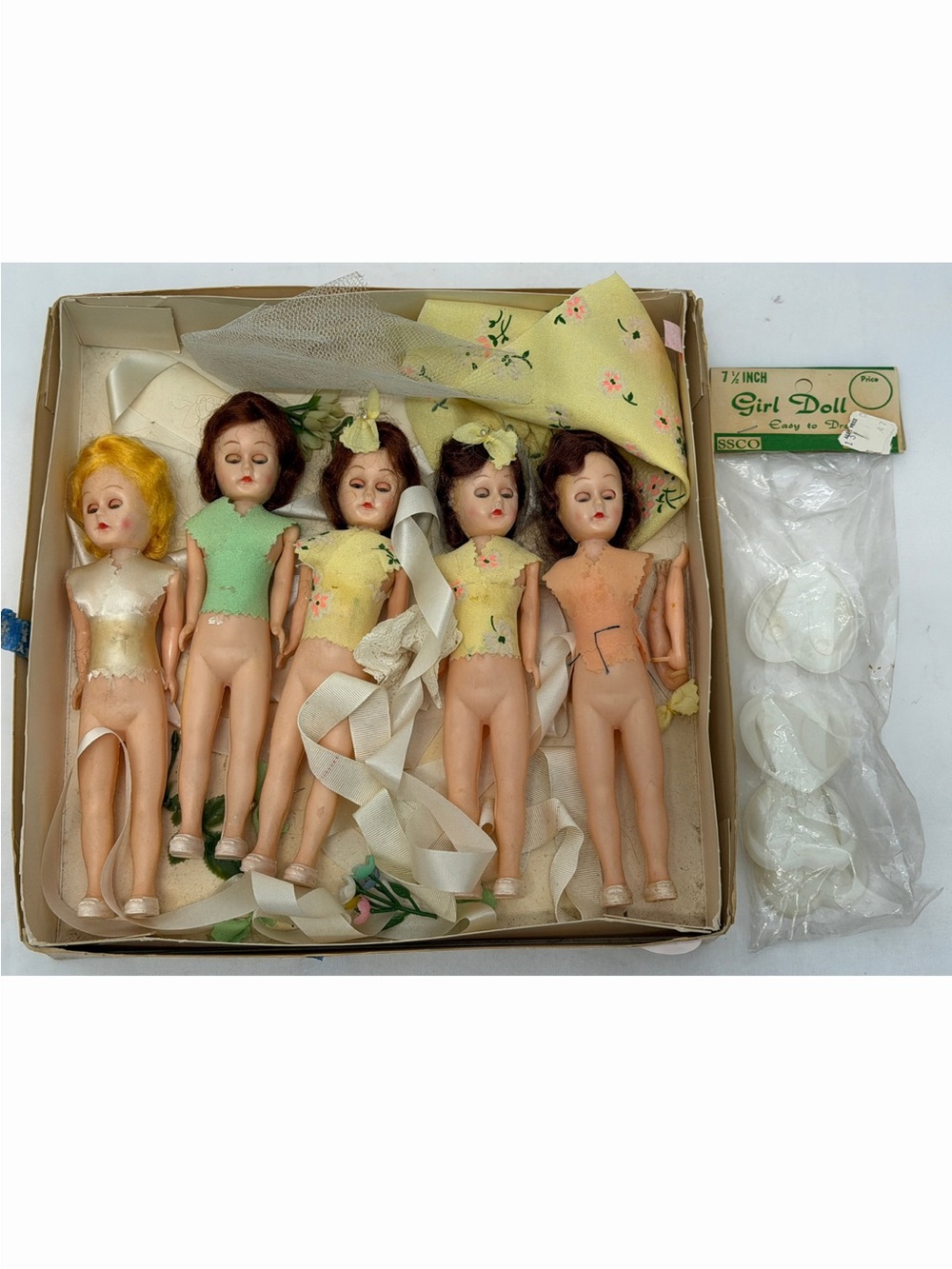 Vintage Girl Doll Bath & Body Gift Set - Assorted Pastel Colors1950 s era